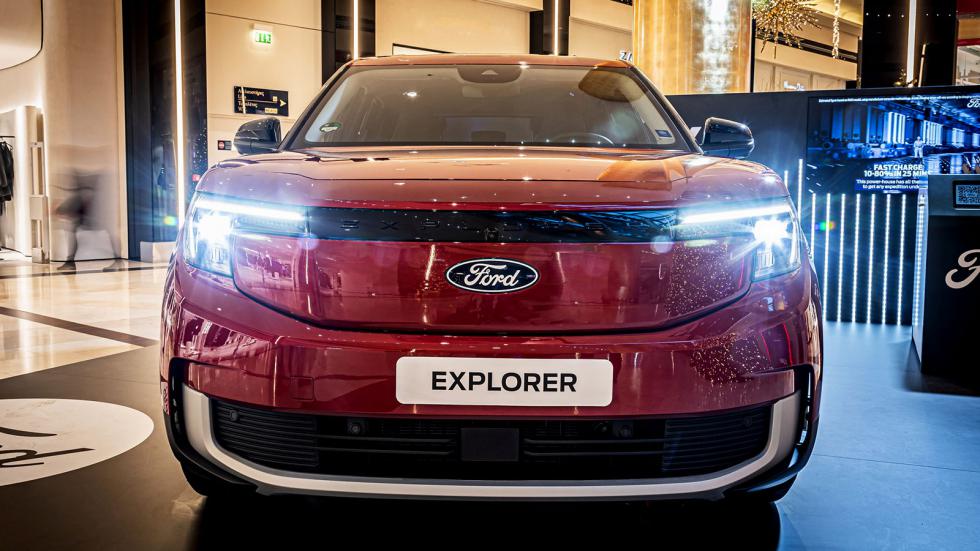Το νέο Ford Explorer δέχεται επισκέψεις στο Golden Hall